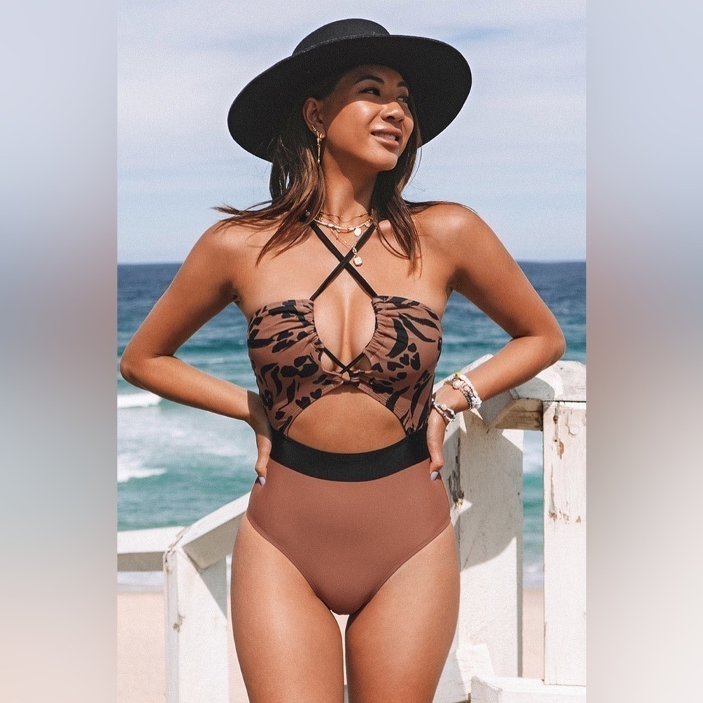 Cupshe | Wild At Heart Cut Out Large One-Piece Swimsuit Black Animal Print NEW